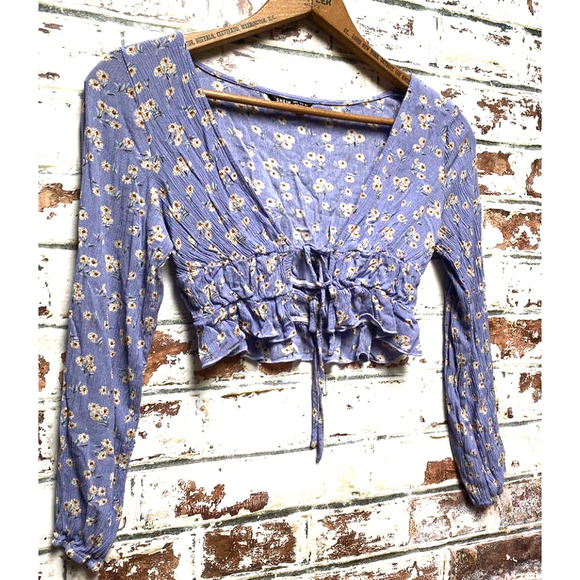 SHEIN Sweet Lilac Daisy Print Long Sleeve Deep V Cropped Waist Tie Blouse - Picture 7 of 12